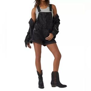Free people leave a free black denim overall jean shorts
